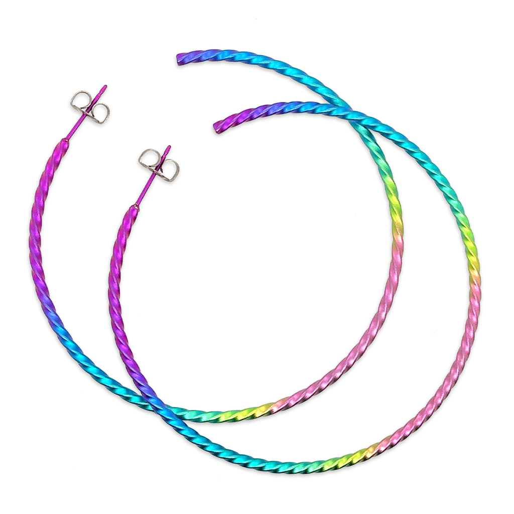 Medium Twisted Hoops