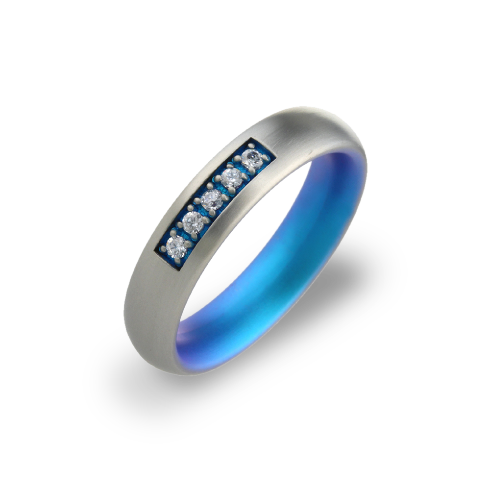 Grain Set Court Ring