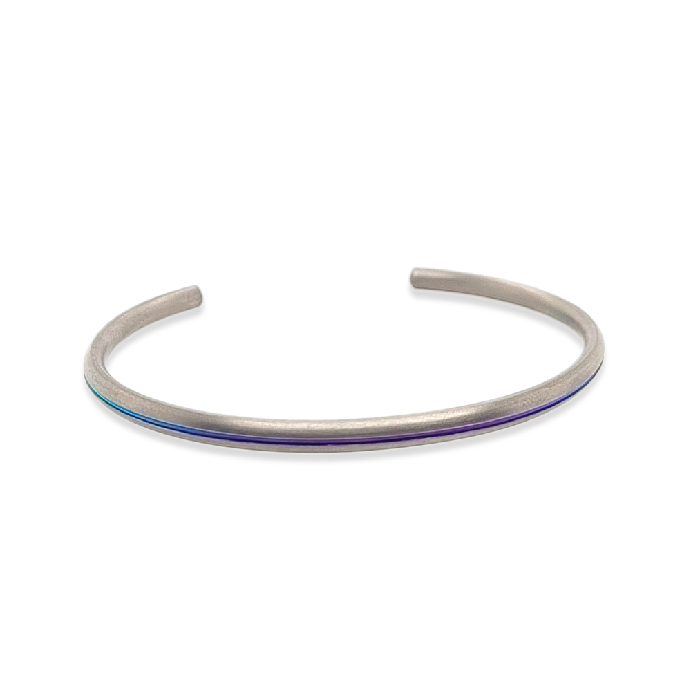 Slim Fine Groove Bangle