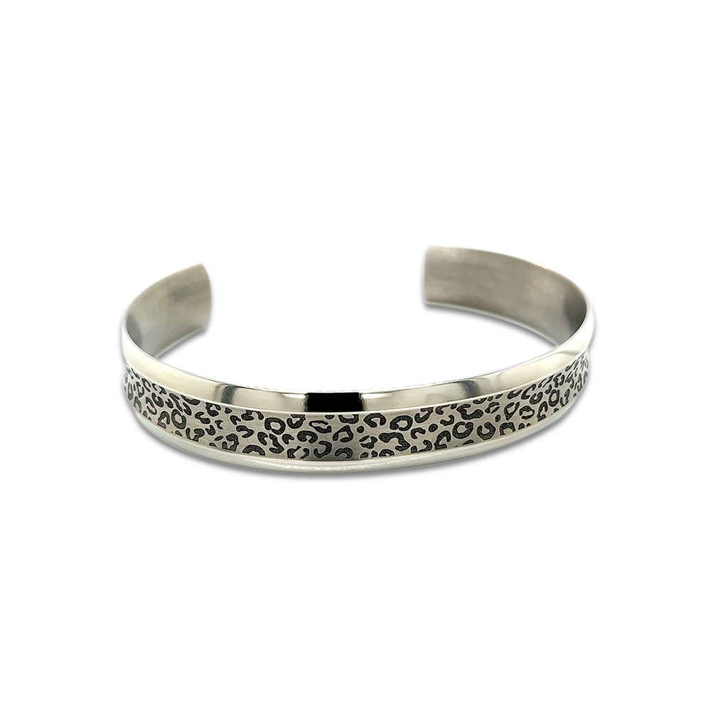 Leopard Wide Concave Bangle